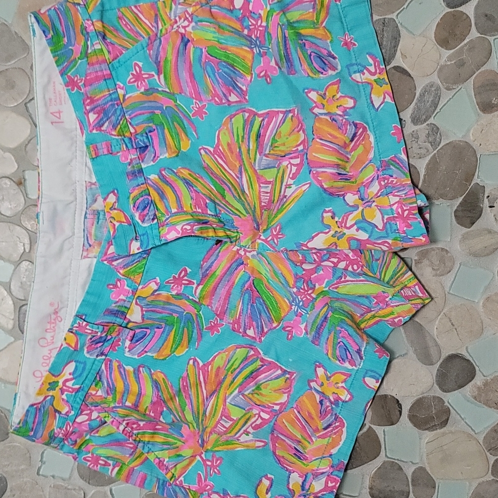Lily pulitzer Callahan shorts size 14